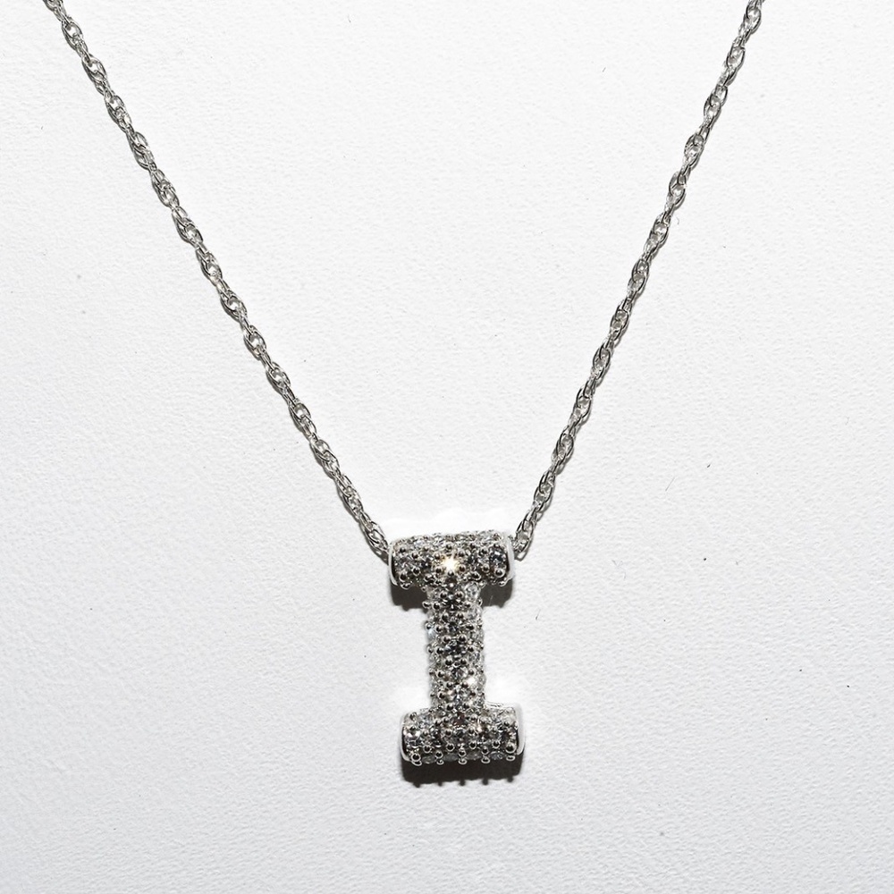 $1,800 10K Gold .25CT Natural White Diamond Cluster Letter "I" Slide Necklace